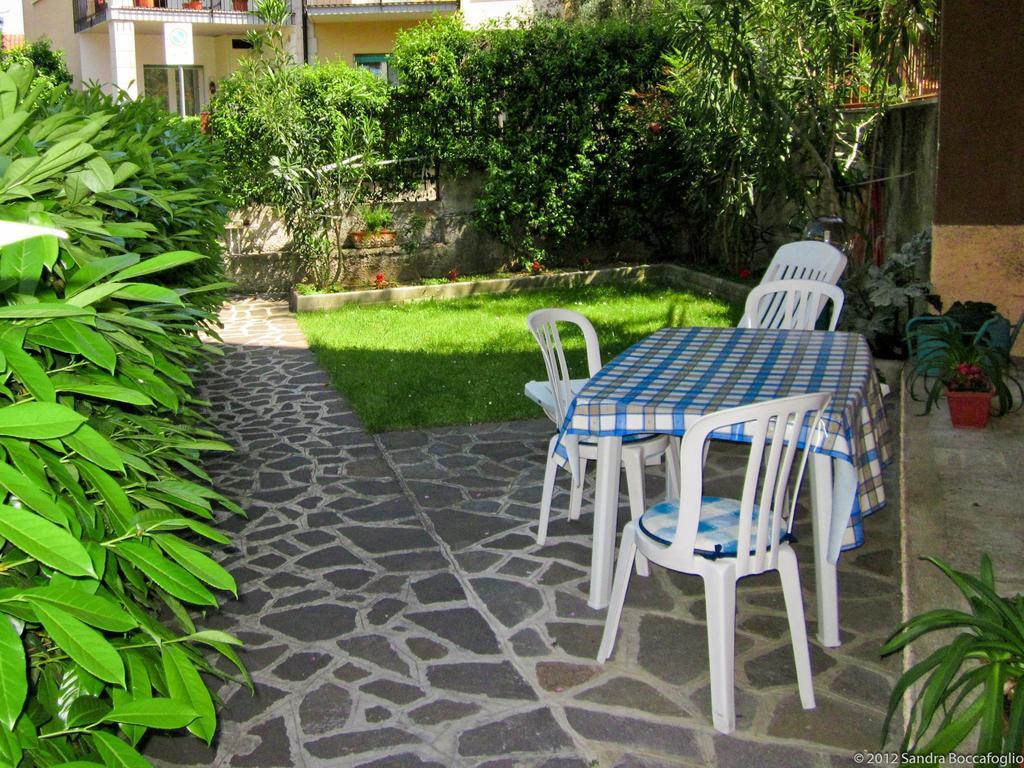Saglia Apartments Мальчезине Экстерьер фото